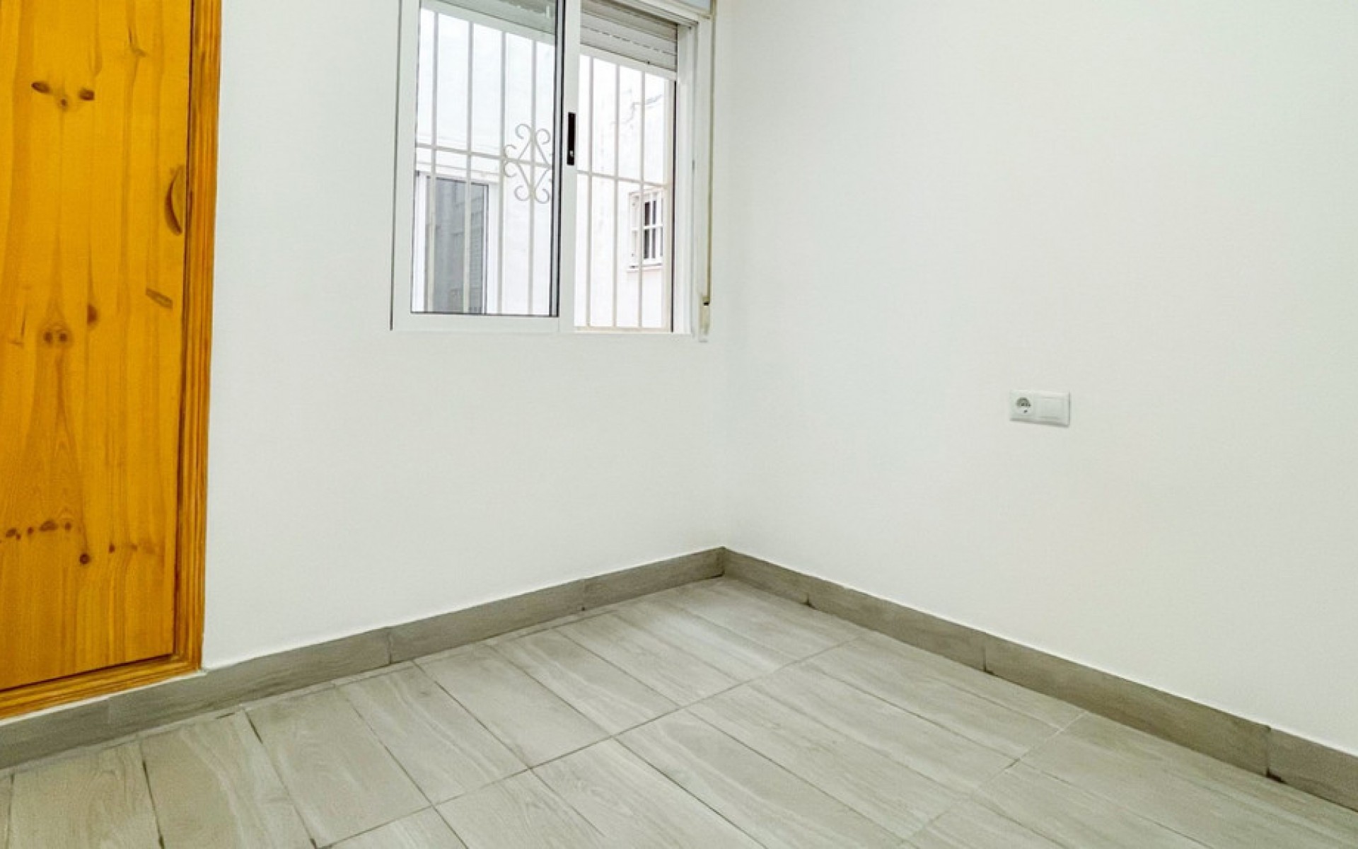 Resale - Appartement - Torrevieja - Torrevieja Centro