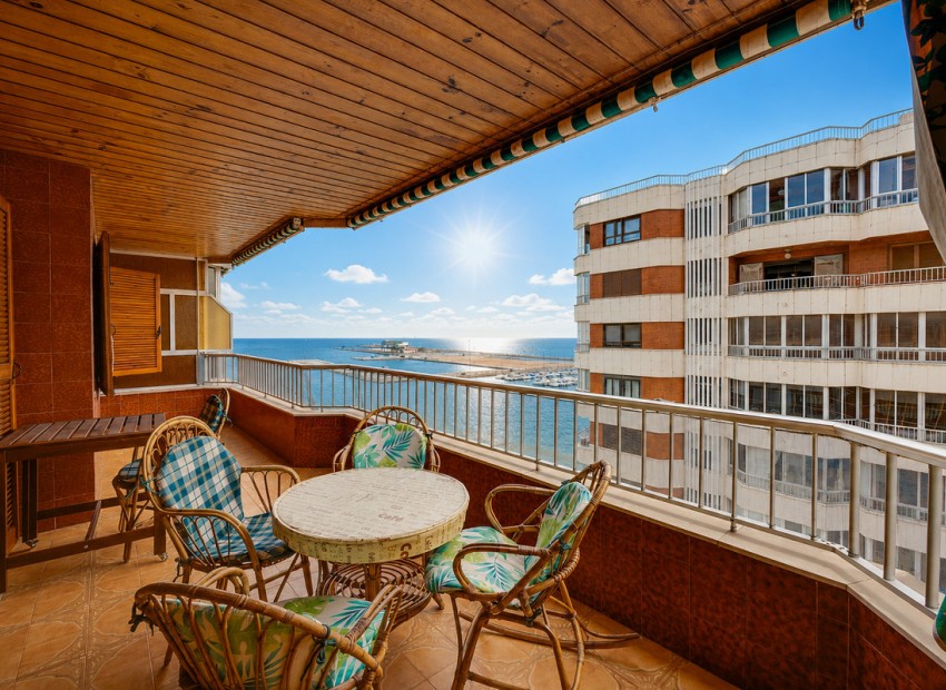 Resale - Appartement - Torrevieja - Torrevieja Centro