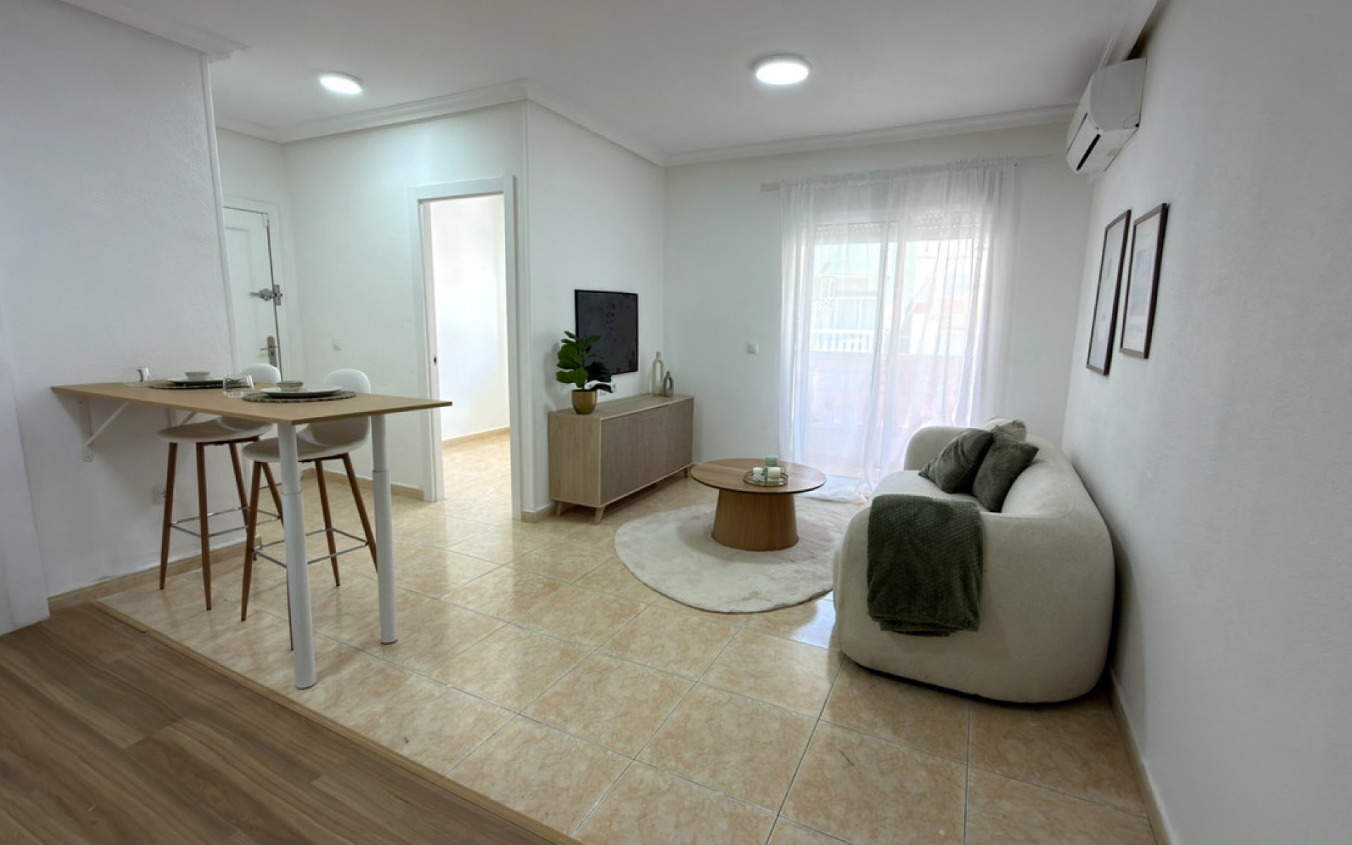 Resale - Appartement - Torrevieja - Torrevieja Centro