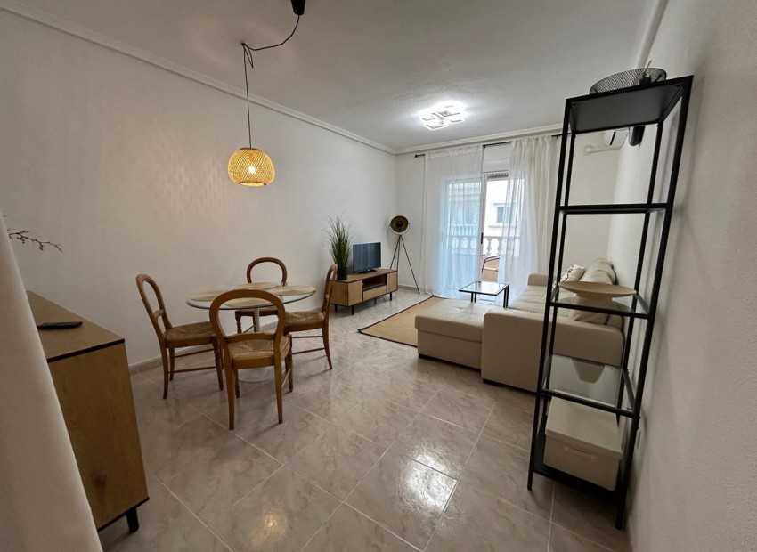 Resale - Appartement - Torrevieja - Torrevieja Centro