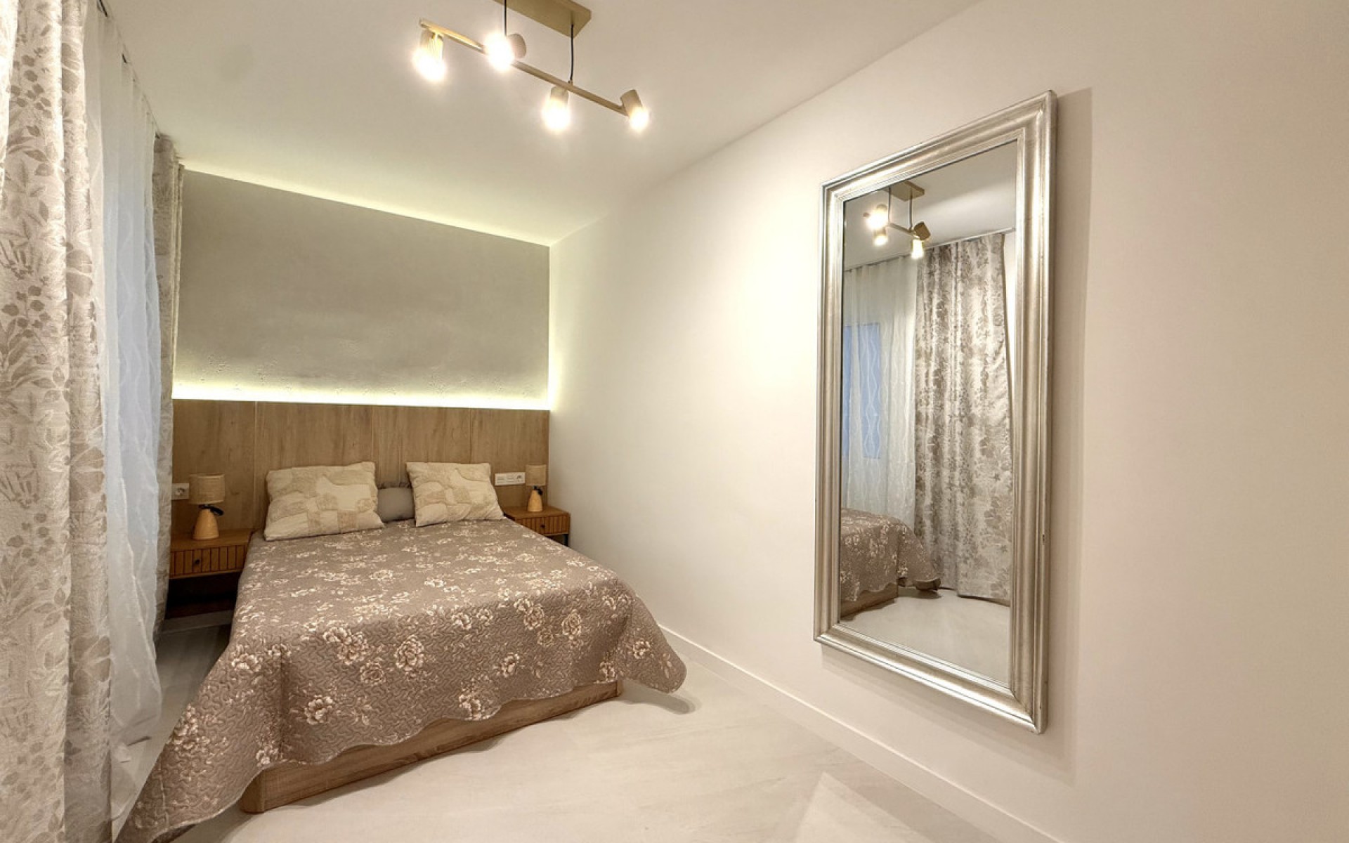 Resale - Appartement - Torrevieja - Torrevieja Centro