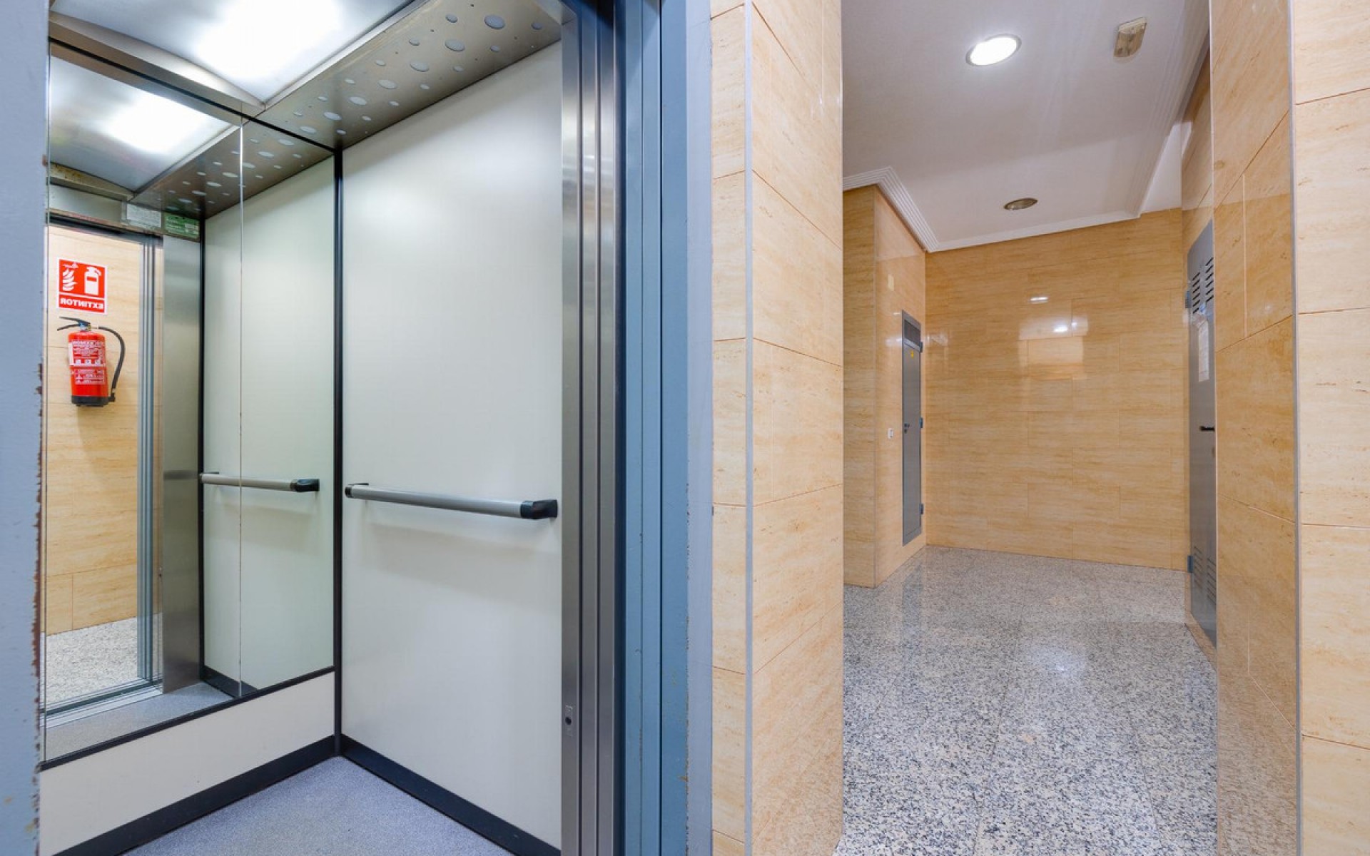 Resale - Appartement - Torrevieja - Torrevieja Centro