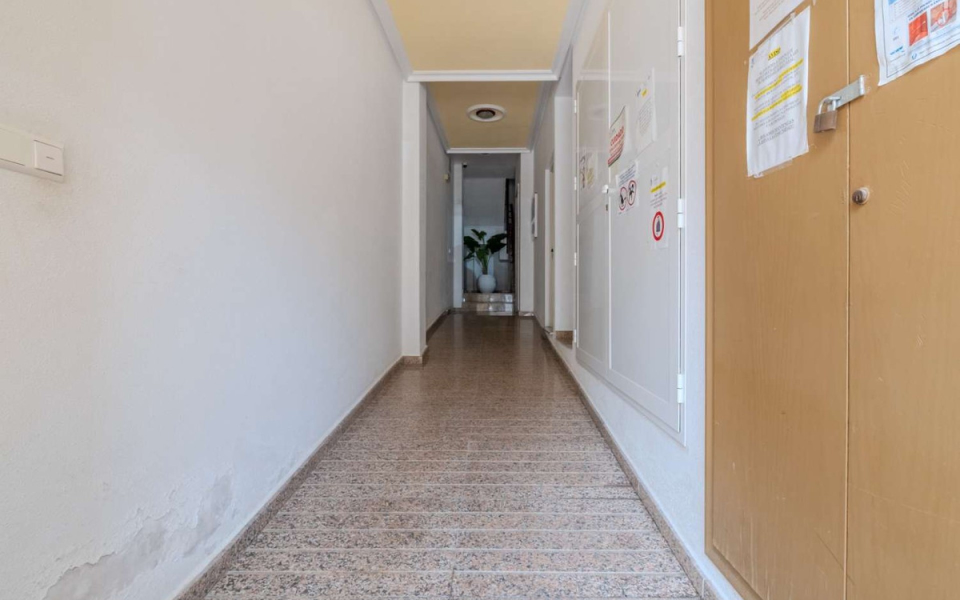 Resale - Appartement - Torrevieja - Torrevieja Centro