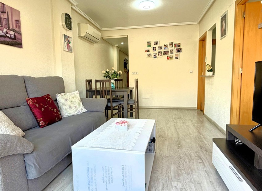 Resale - Appartement - Torrevieja - Torrevieja Centro