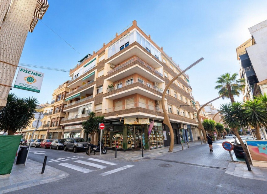 Resale - Appartement - Torrevieja - Torrevieja Centro