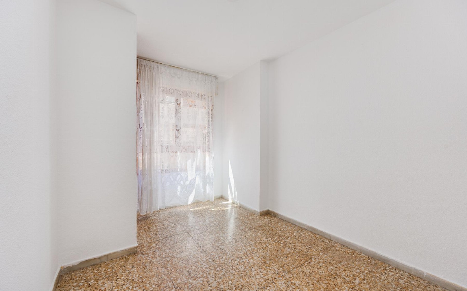 Resale - Appartement - Torrevieja - Torrevieja Centro