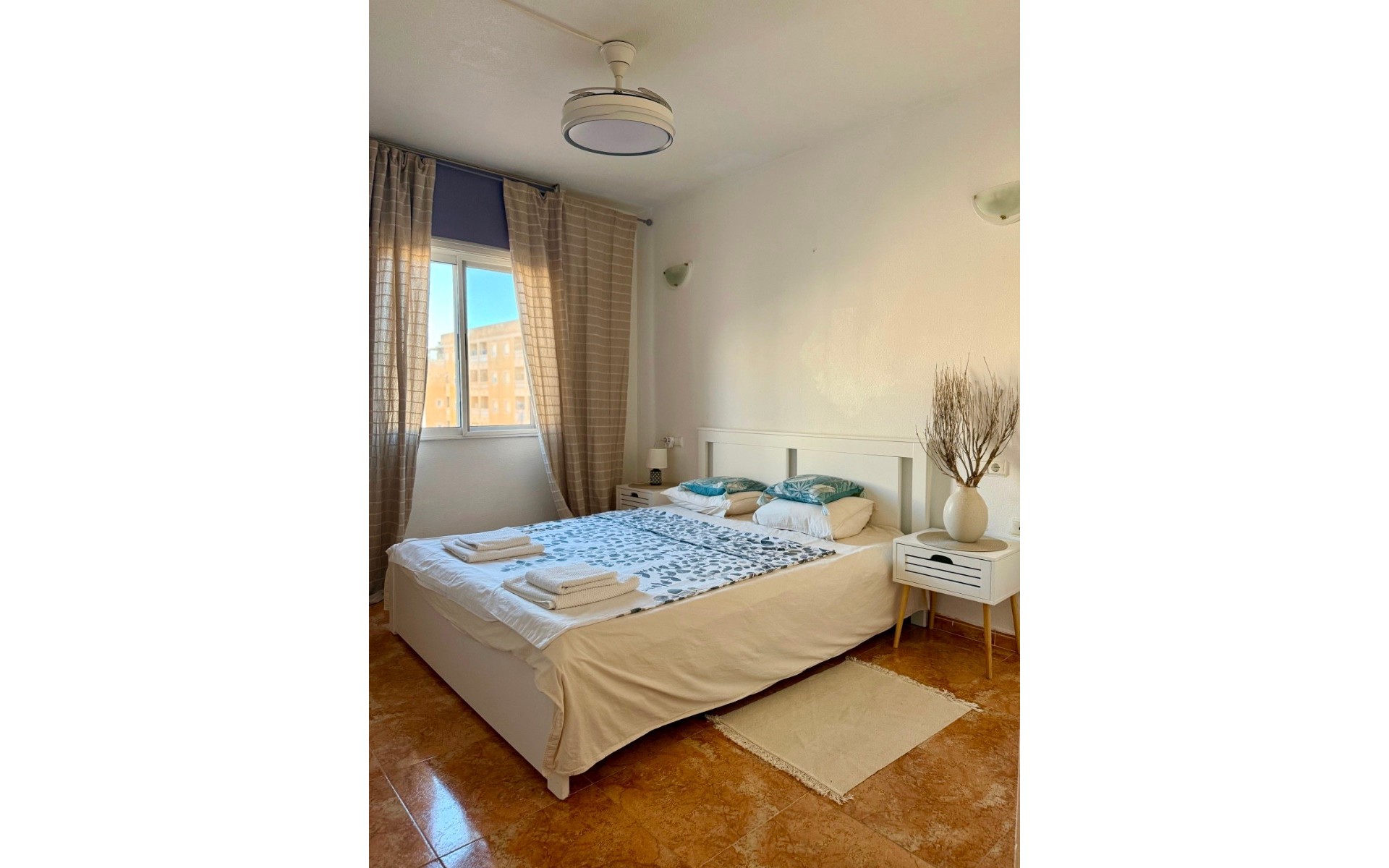 Resale - Appartement - Torrevieja - Torrevieja Centro