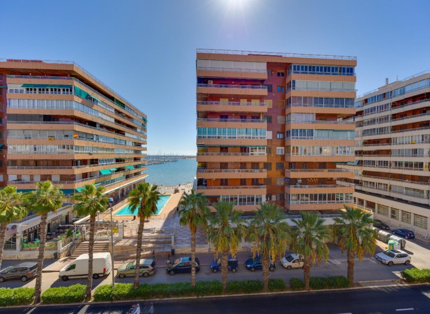 Resale - Appartement - Torrevieja - Torrevieja Centro