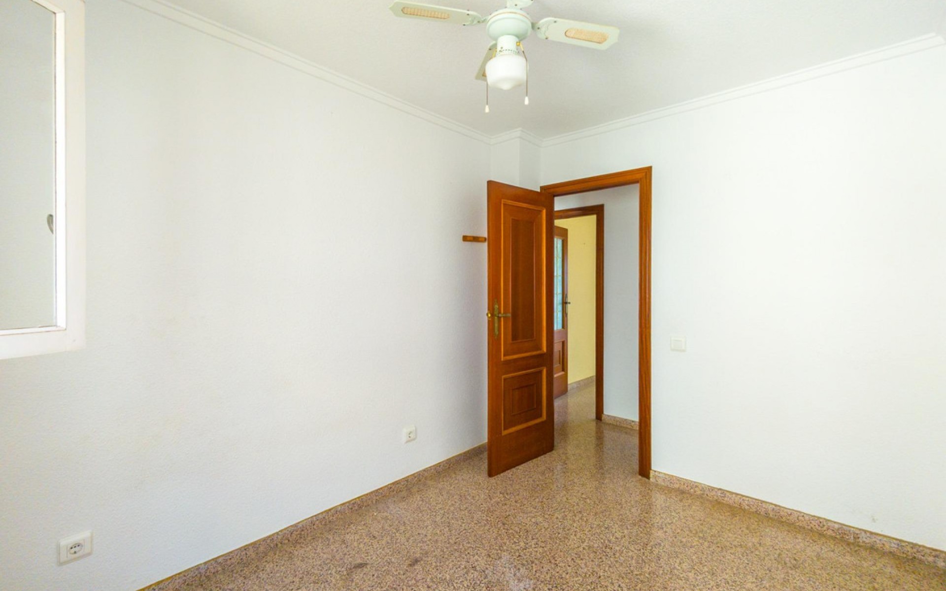 Resale - Appartement - Torrevieja - Torrevieja Centro