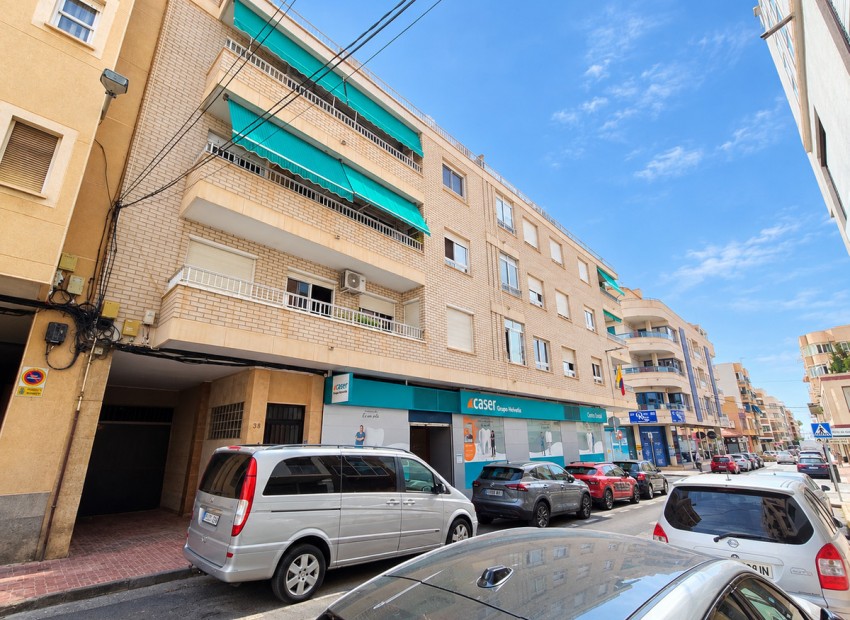 Resale - Appartement - Torrevieja - Torrevieja Centro