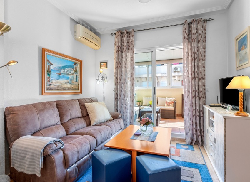 Resale - Appartement - Torrevieja - Torrevieja Centro