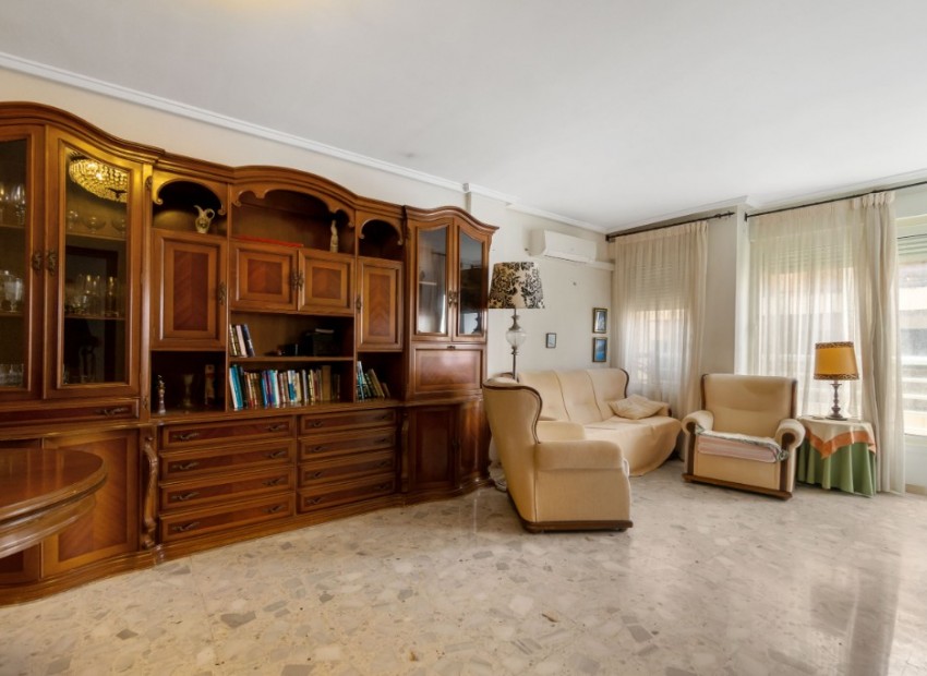 Resale - Appartement - Torrevieja