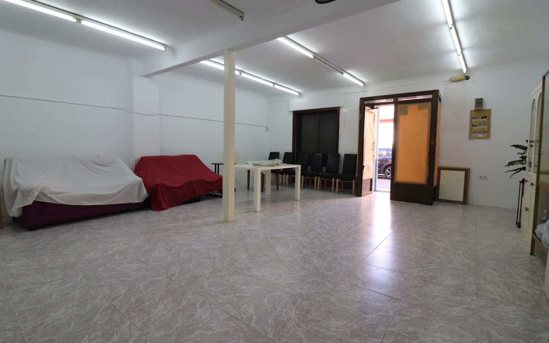 Resale - Commercial - Benijofar