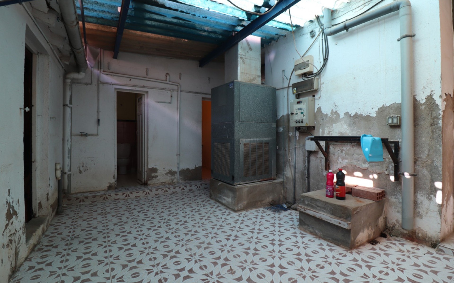 Resale - Commercial - Benijofar