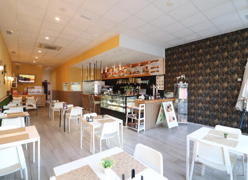 Resale - Commercial - Benijofar