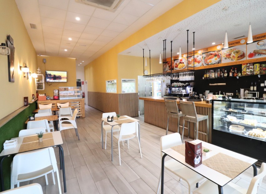 Resale - Commercial - Benijofar