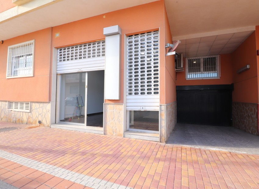 Resale - Commercial - Formentera Del Segura - Formentera del Segura Centro