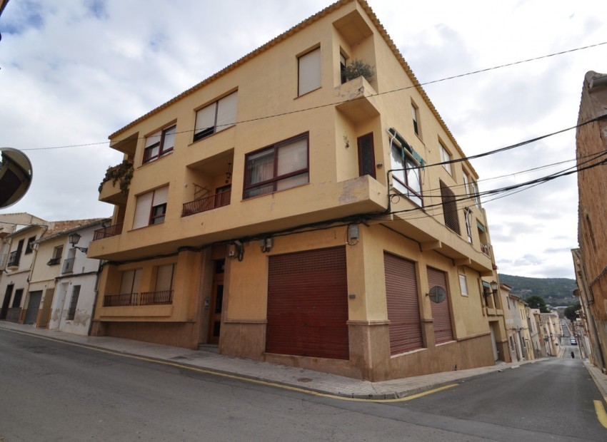 Resale - Commercial - Pinoso - Pinoso Centro