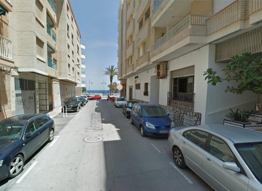 Resale - Commercial - Torrevieja - Playa del Cura