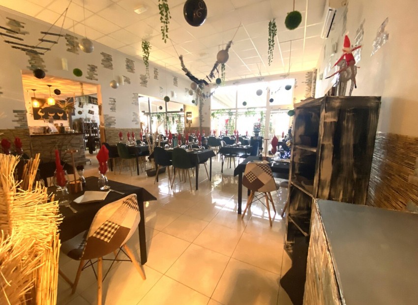 Resale - Commercieel - Algorfa - Algorfa Centro