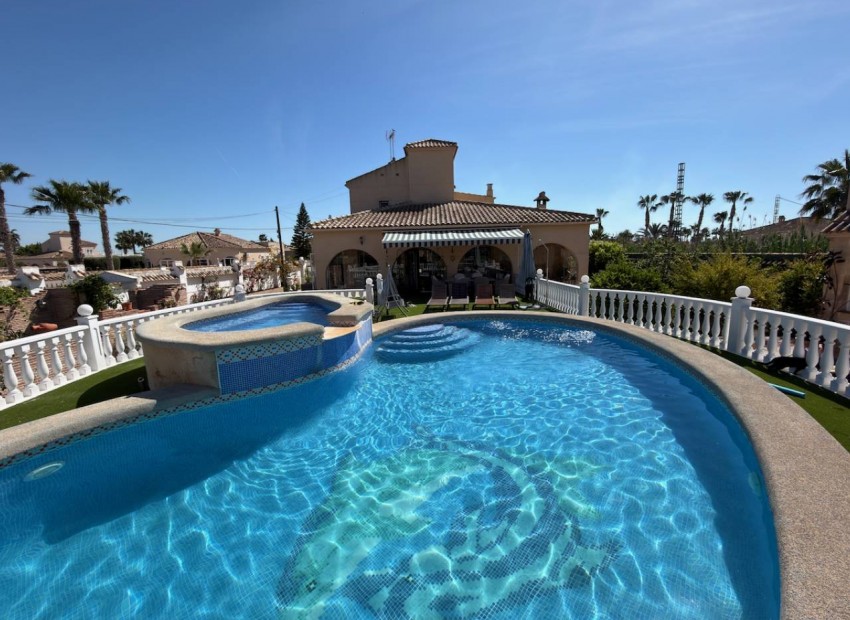Resale - Country House - Catral
