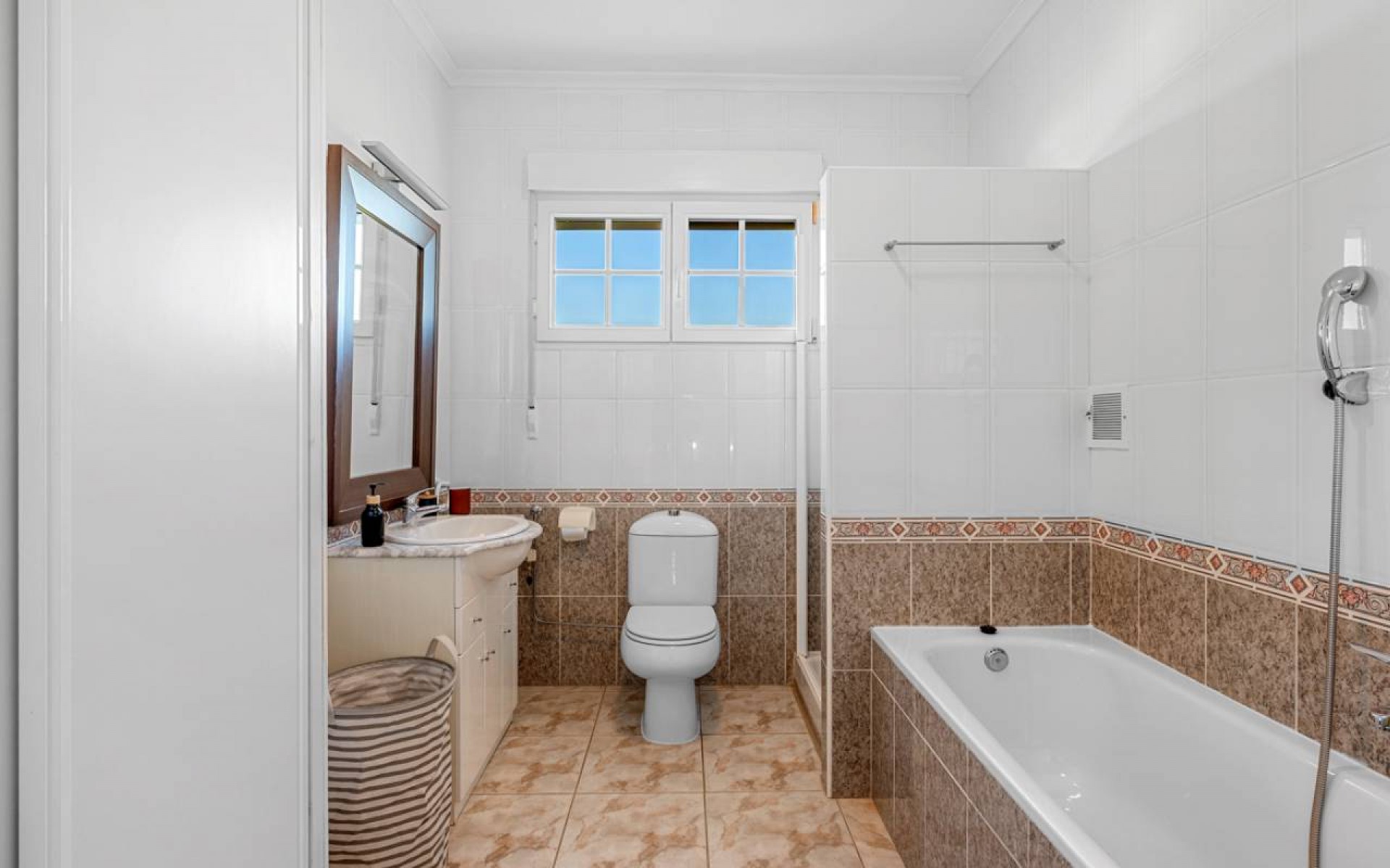 Resale - Country House - Los Montesinos