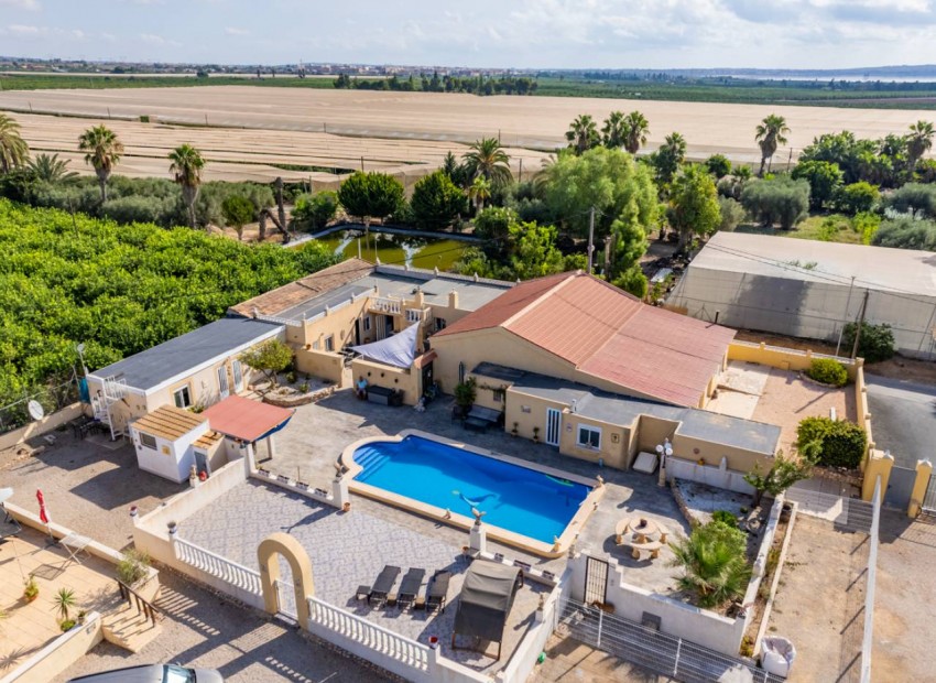 Resale - Country House - Los Montesinos