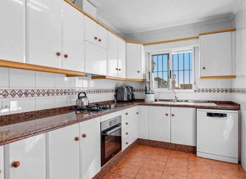 Resale - Country House - Los Montesinos