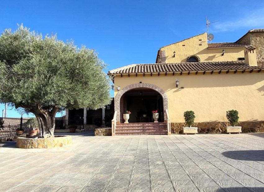 Resale - Country House - Orihuela