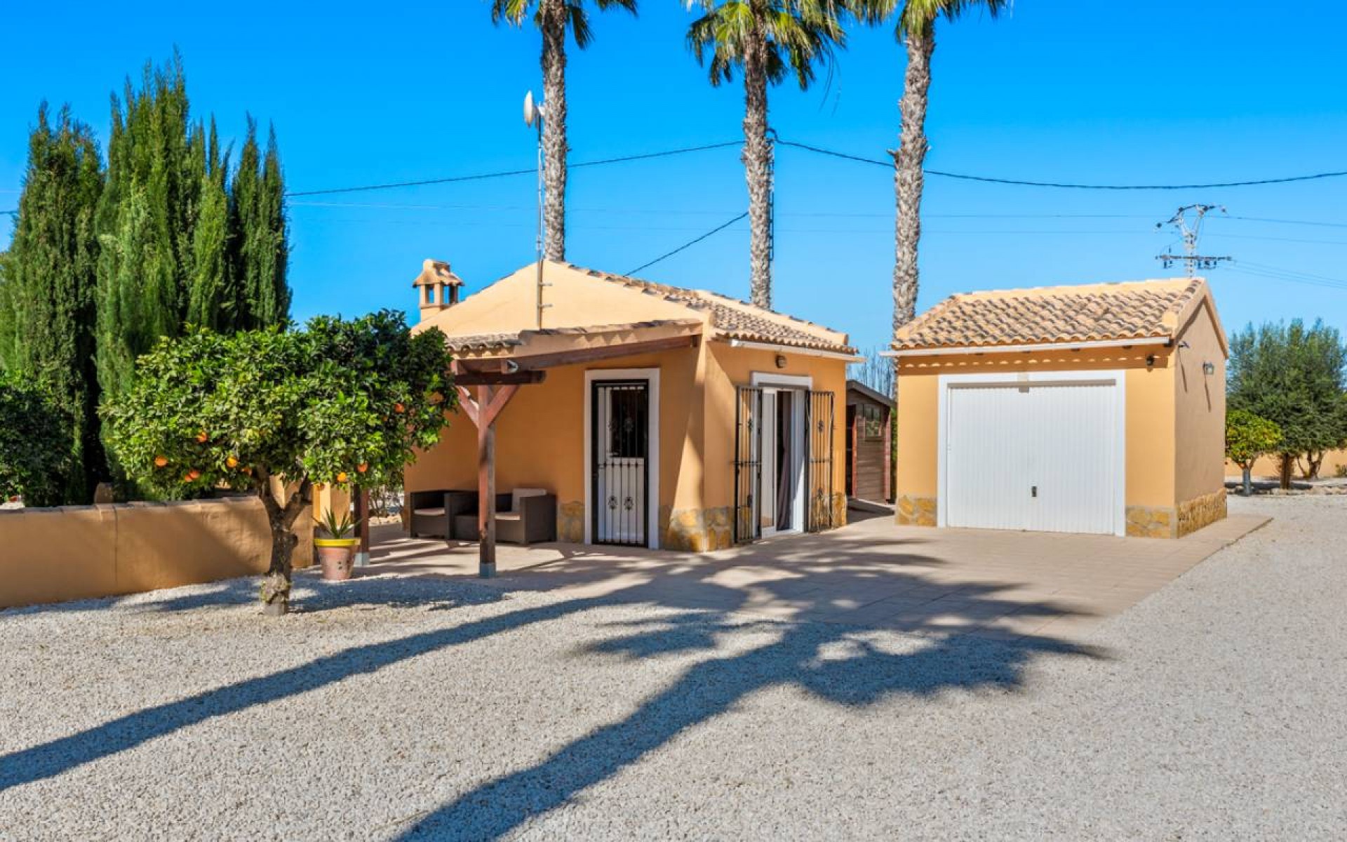 Resale - Country House - Rafal - rafal