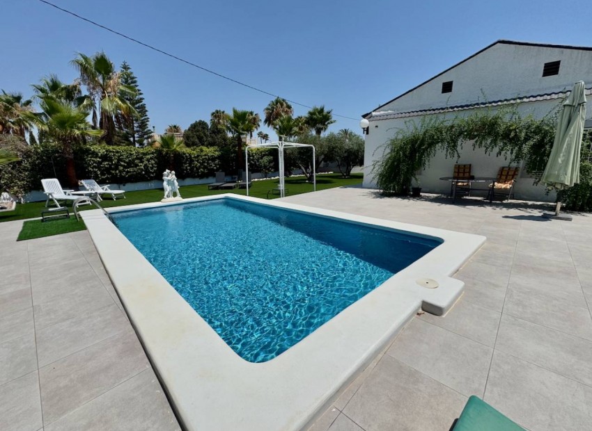 Resale - Country House - Torrellano