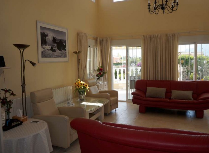 Resale - Finca Country Property - Catral