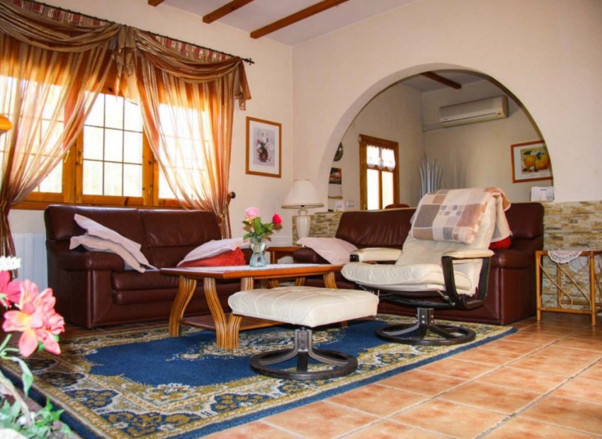 Resale - Finca Country Property - Daya Vieja