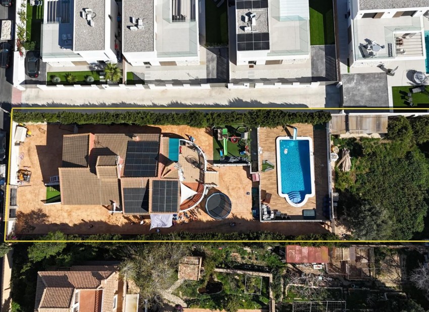 Resale - Land - Cabo Roig