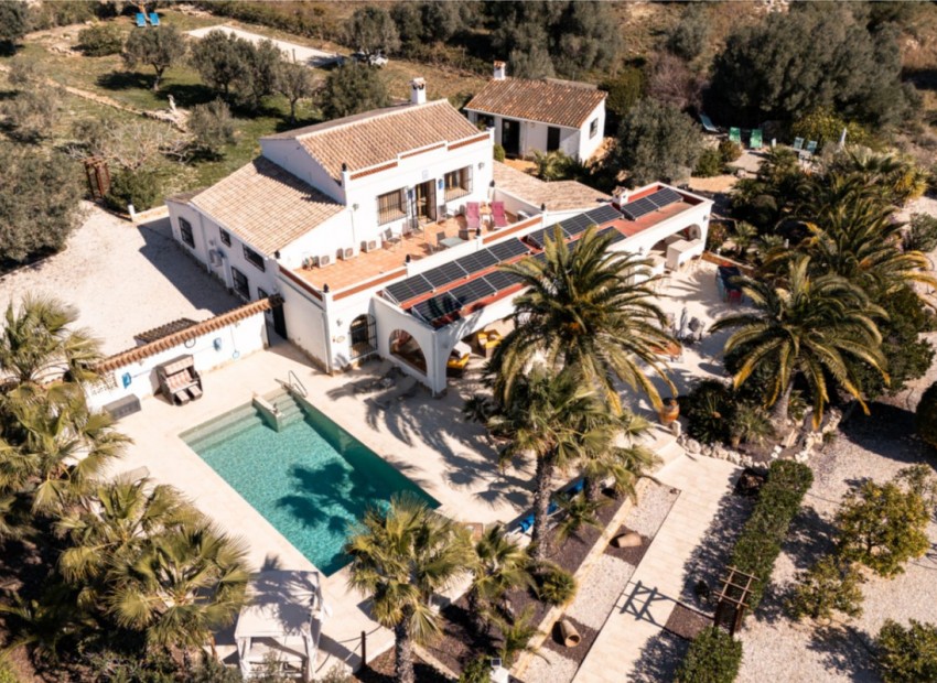 Resale - Landhuis - BenIssa - Canor