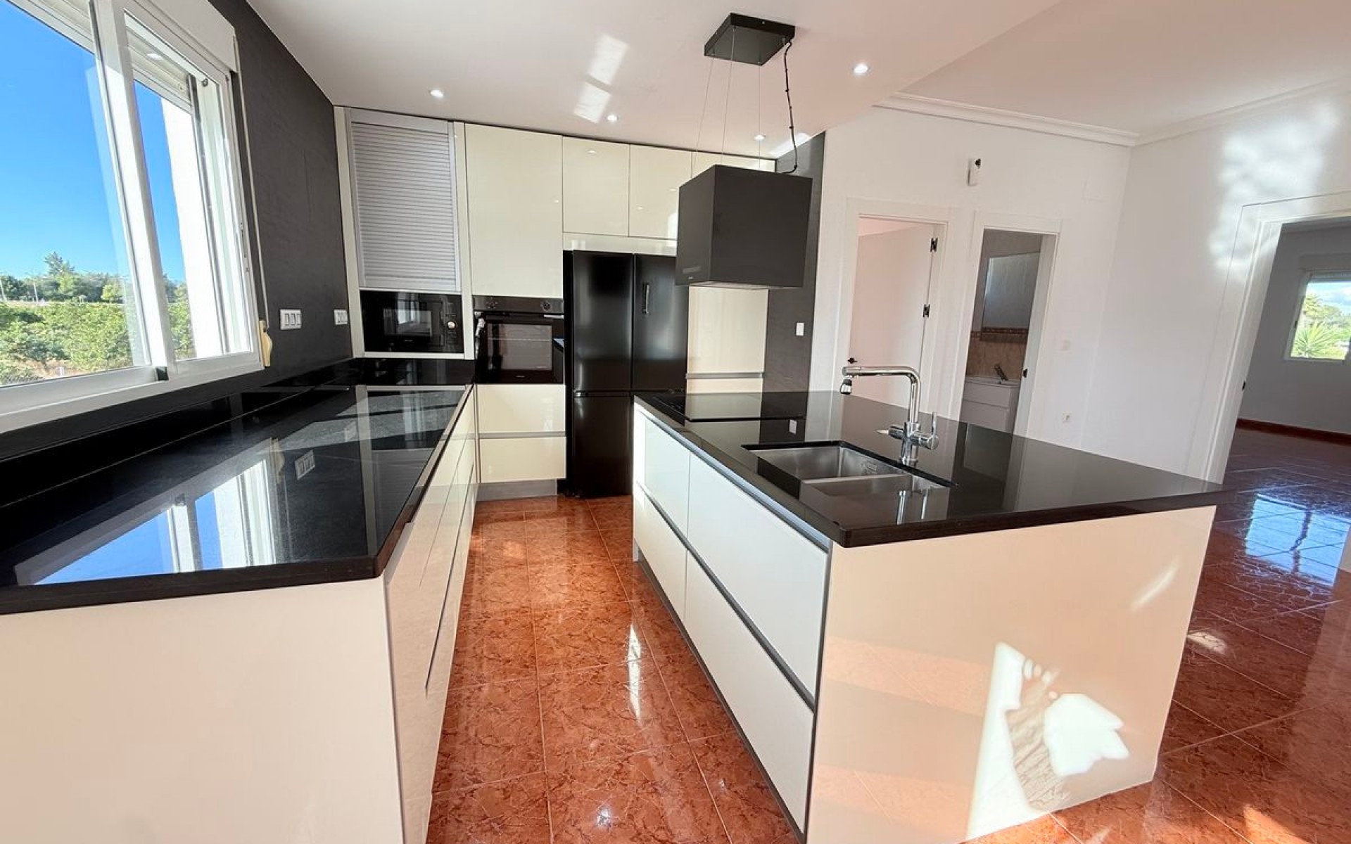 Resale - Landhuis - Dolores - Dolores Centro