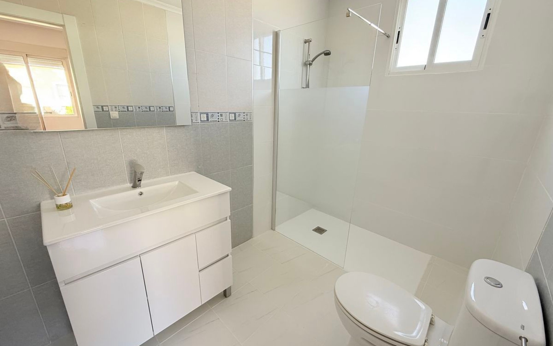 Resale - Landhuis - Dolores - Dolores Centro