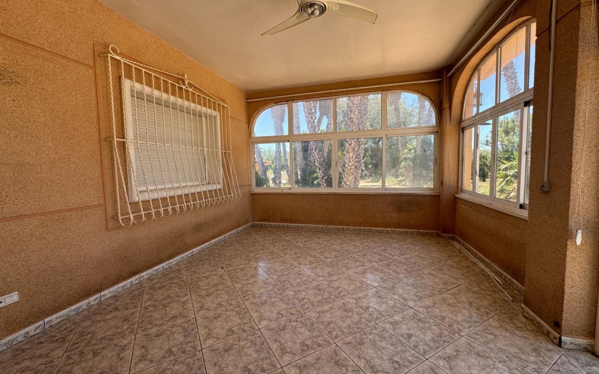 Resale - Landhuis - Dolores - Dolores Centro