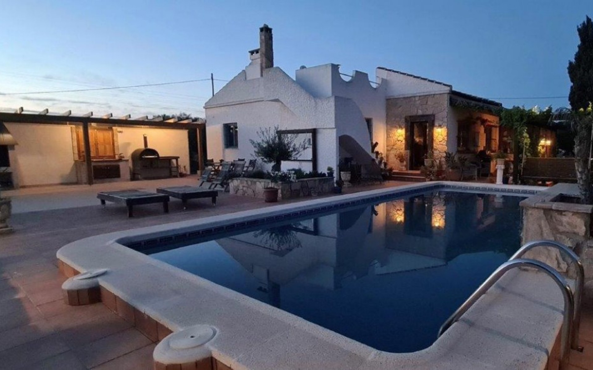 Resale -  - Los Montesinos