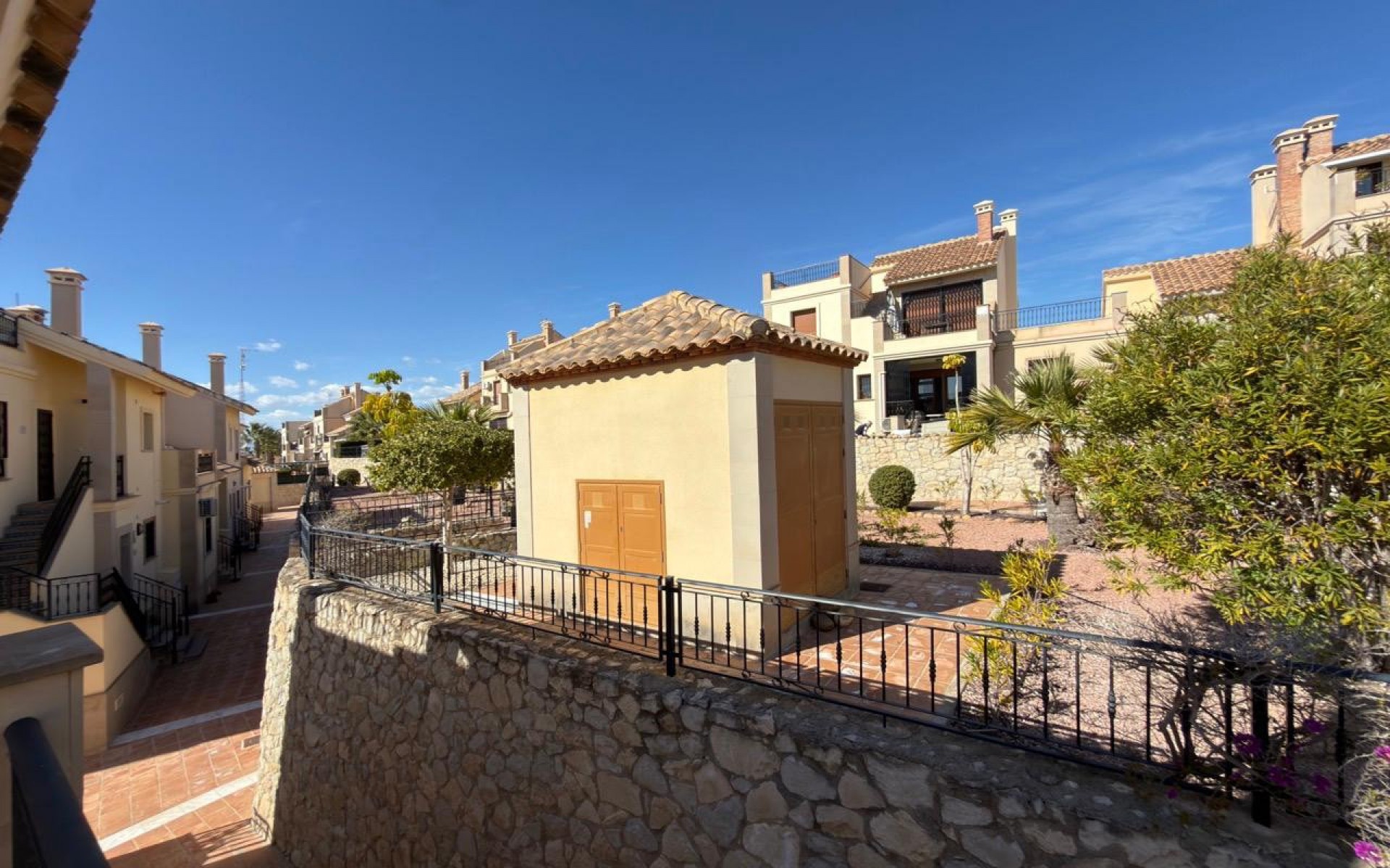 Resale - Rijtjes huis - Algorfa - La Finca Golf