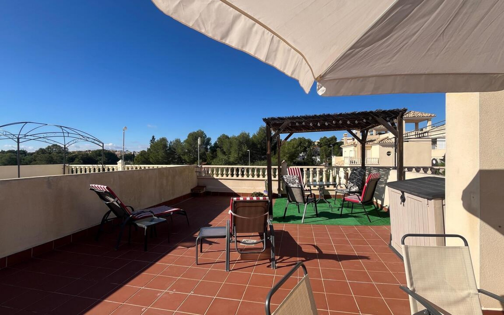 Resale - Rijtjes huis - Algorfa