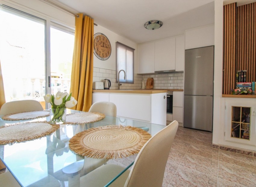 Resale - Rijtjes huis - Cabo Roig