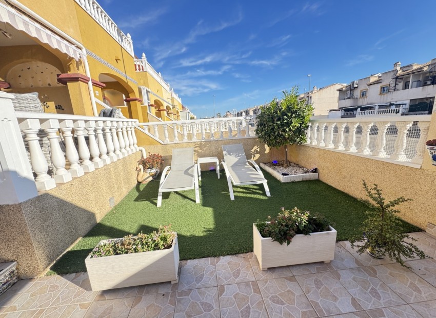 Resale - Rijtjes huis - Cabo Roig