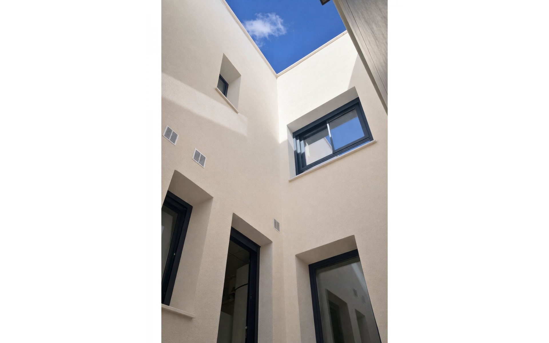 Resale - Rijtjes huis - Dolores - Dolores Centro