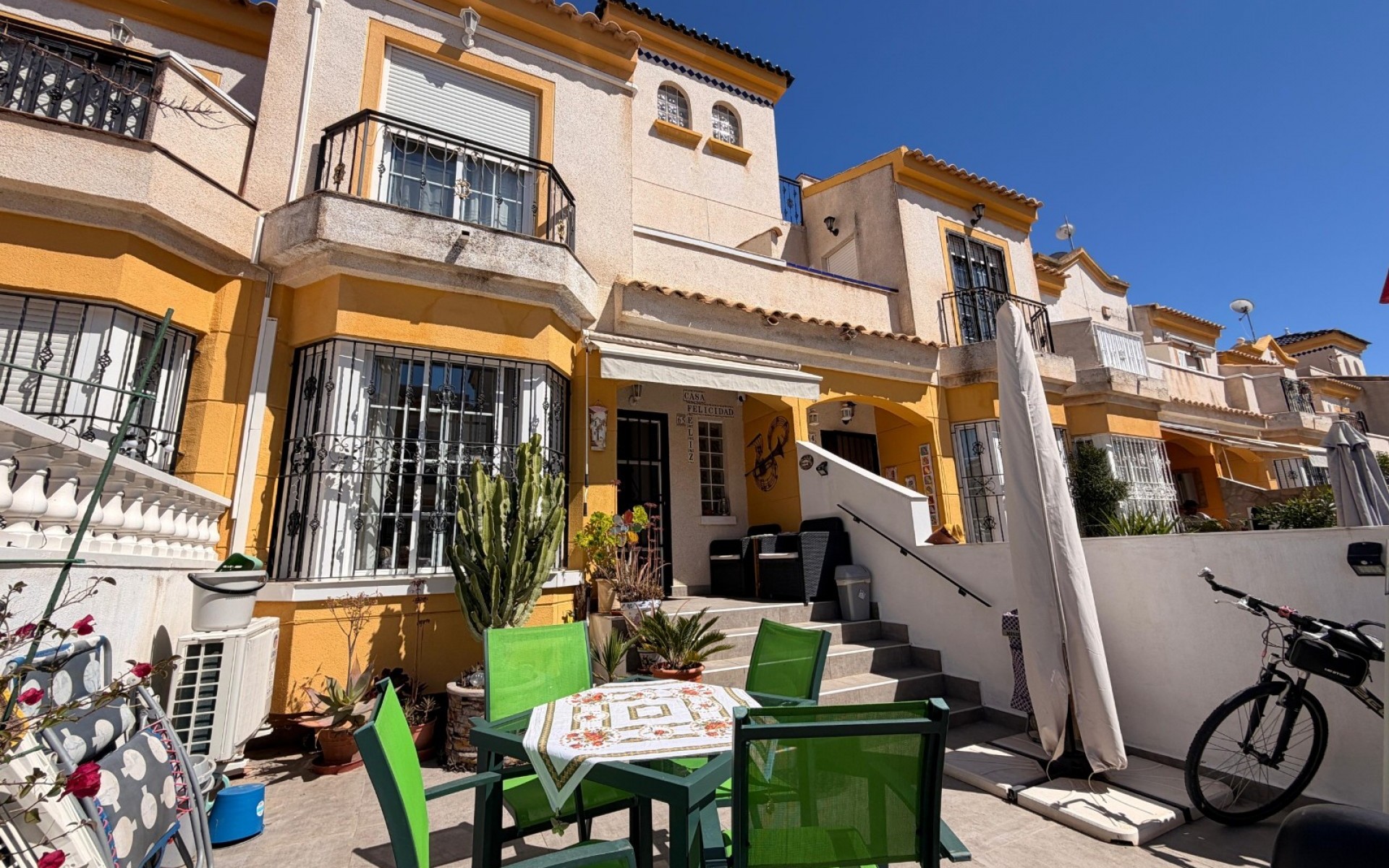 Resale - Rijtjes huis - Guardamar Del Segura - El Raso