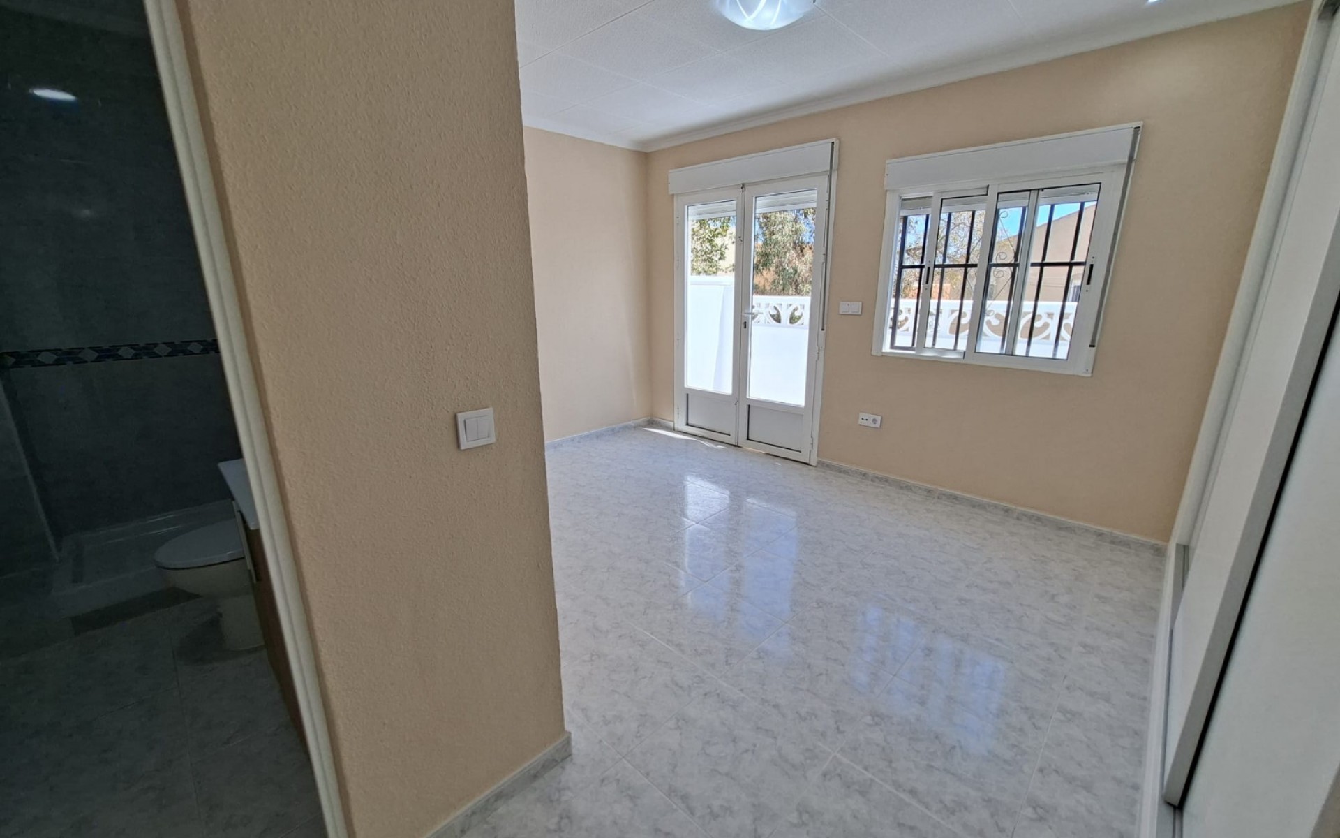 Resale - Rijtjes huis - La Marina
