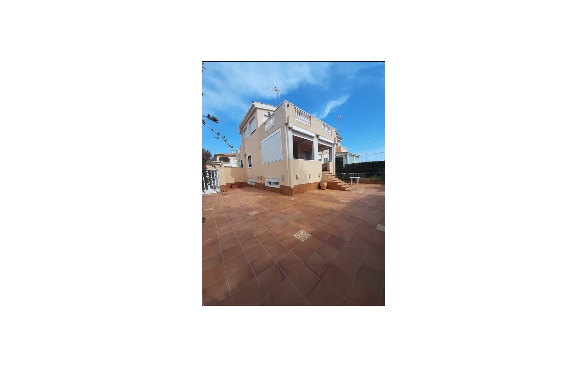 Resale - Rijtjes huis - La Mata