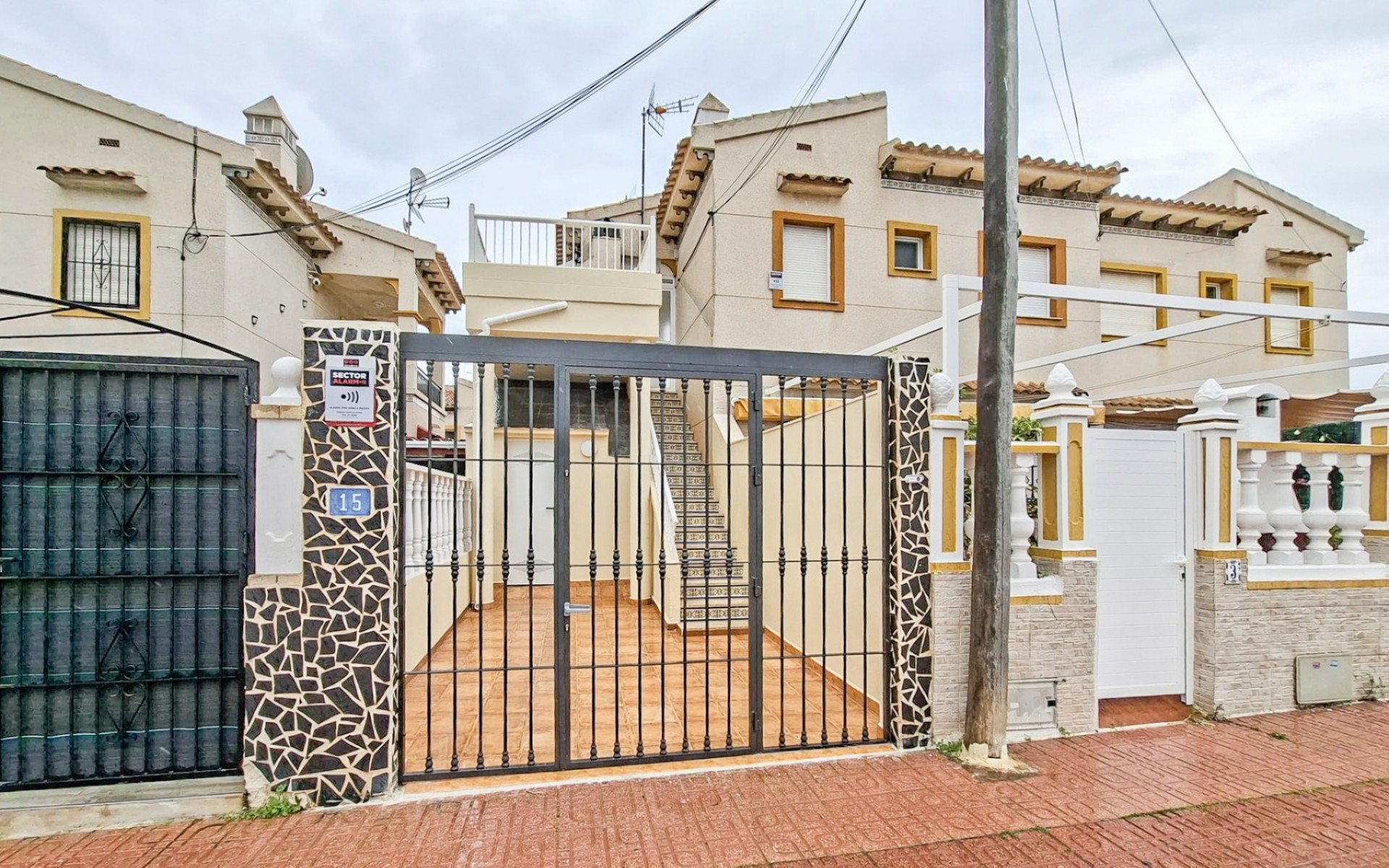 Resale - Rijtjes huis - La Zenia