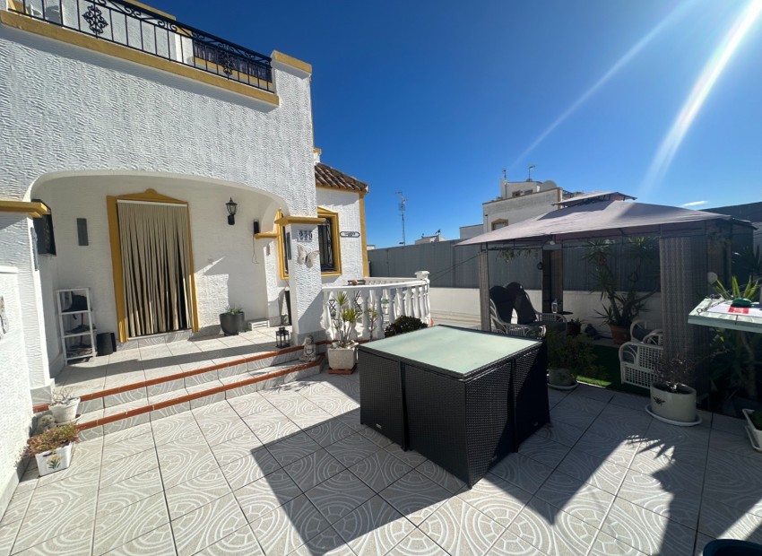 Resale - Rijtjes huis - Orihuela - Entre Naranjos