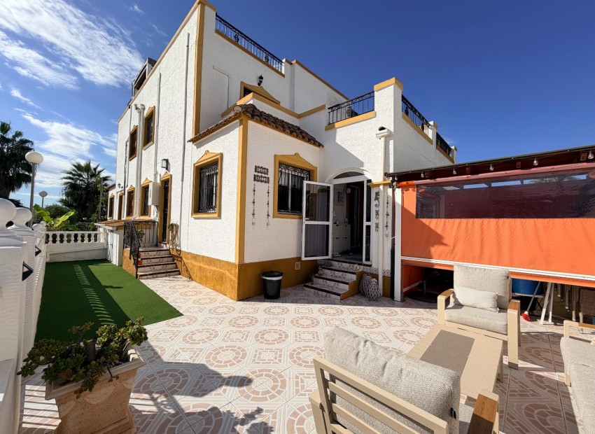 Resale - Rijtjes huis - Orihuela - Entre Naranjos